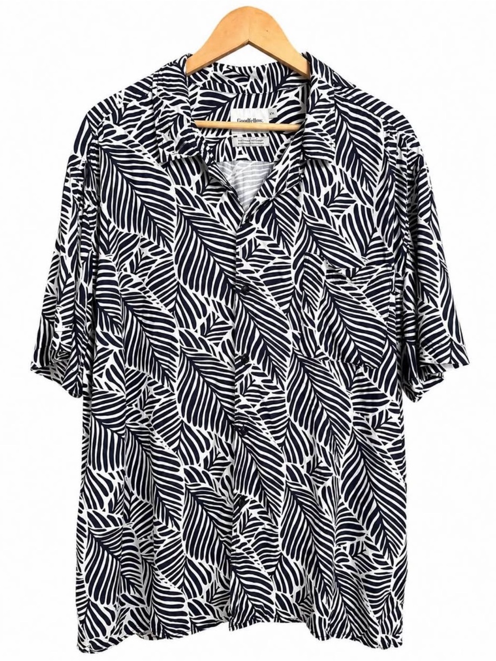 TARGET Goodfellow & Co Navy and White Printed Button-Up